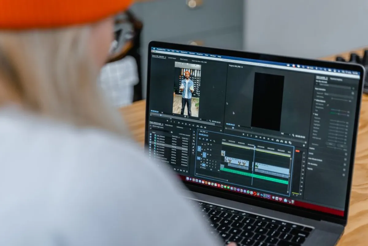 laptop video